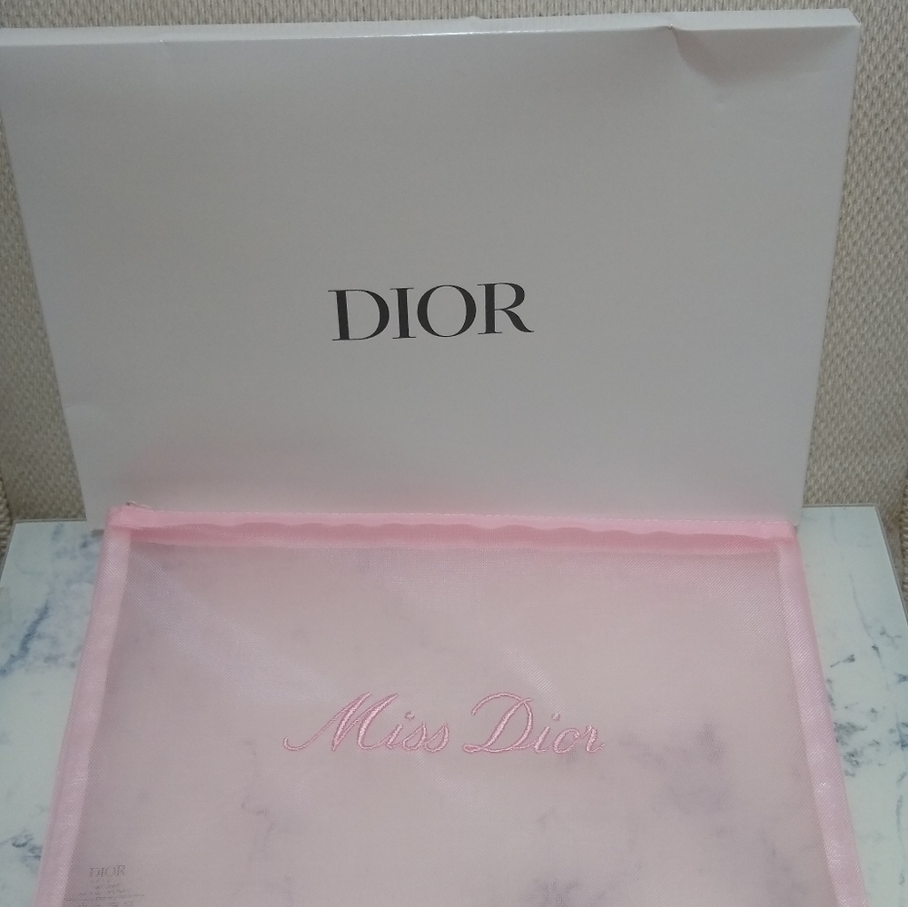 DIOR Beauty Makeup Bag Miss Dior Mesh Pink Pouch Clutch Bag New with Box